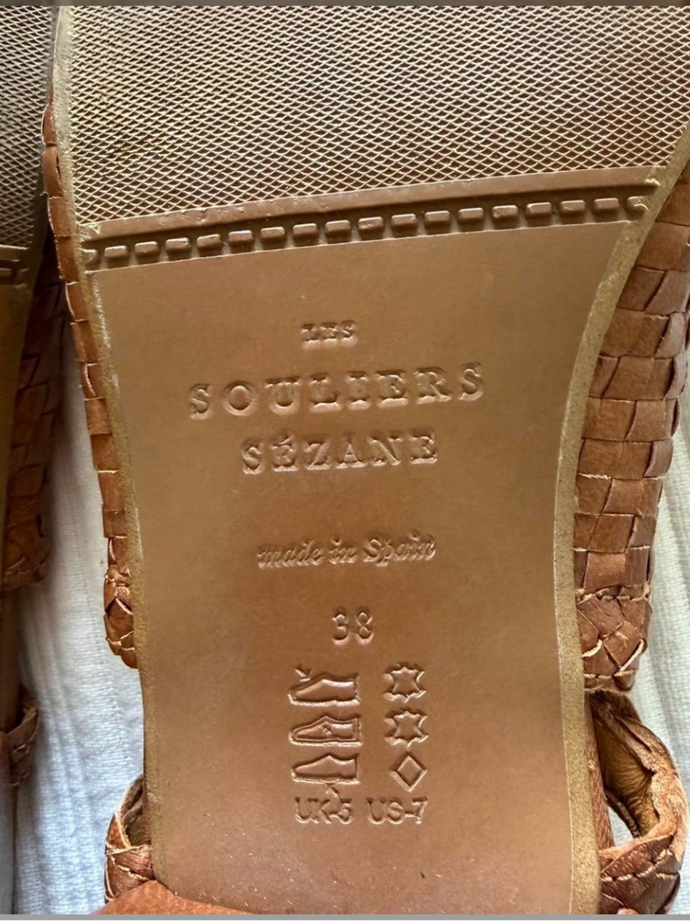 Sézane Noemie Heeled Pumps - Picture 8 of 8